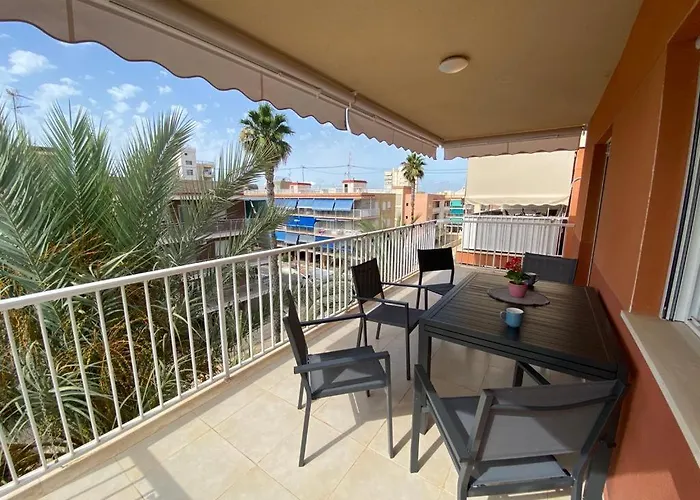 Seaside Dreams Apartment